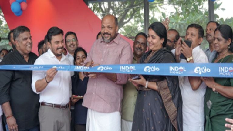Smart bus shelters opened