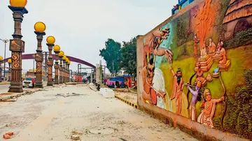 അയോധ്യയിലുള്ള ധരംപഥ് റോഡ്