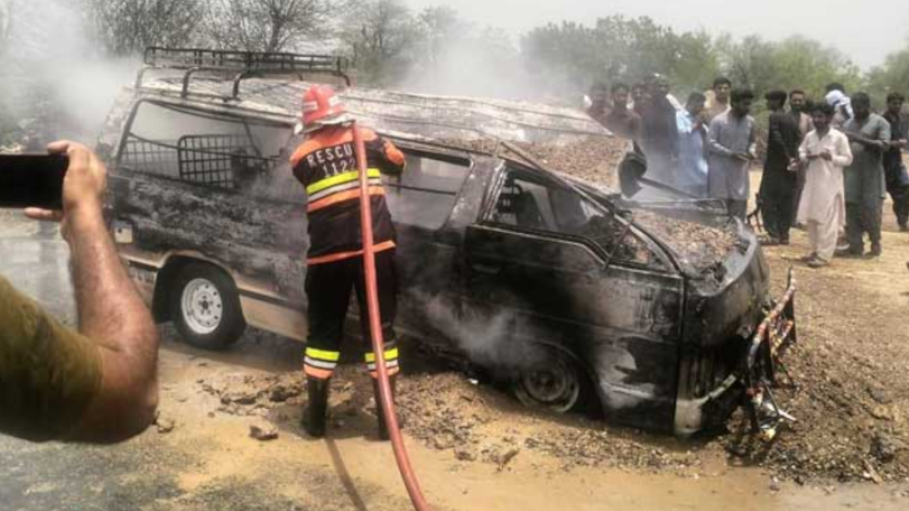pakistan lpg blast