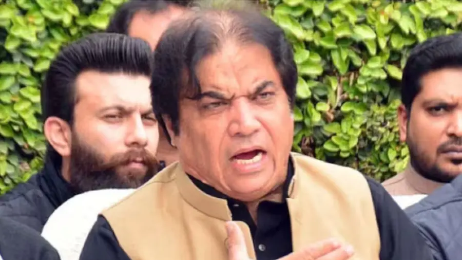 pak minister