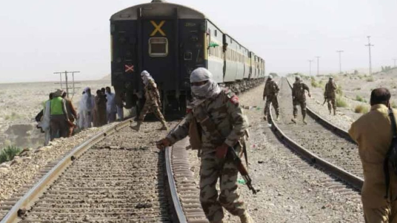 pak train hijak