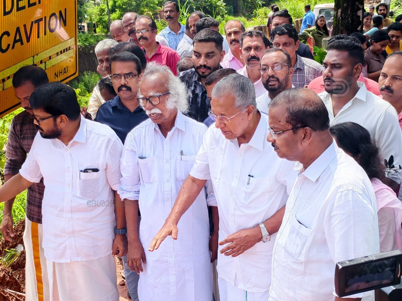 pinARAYI VIJAYAN KANNUR ELAYAVOOR
