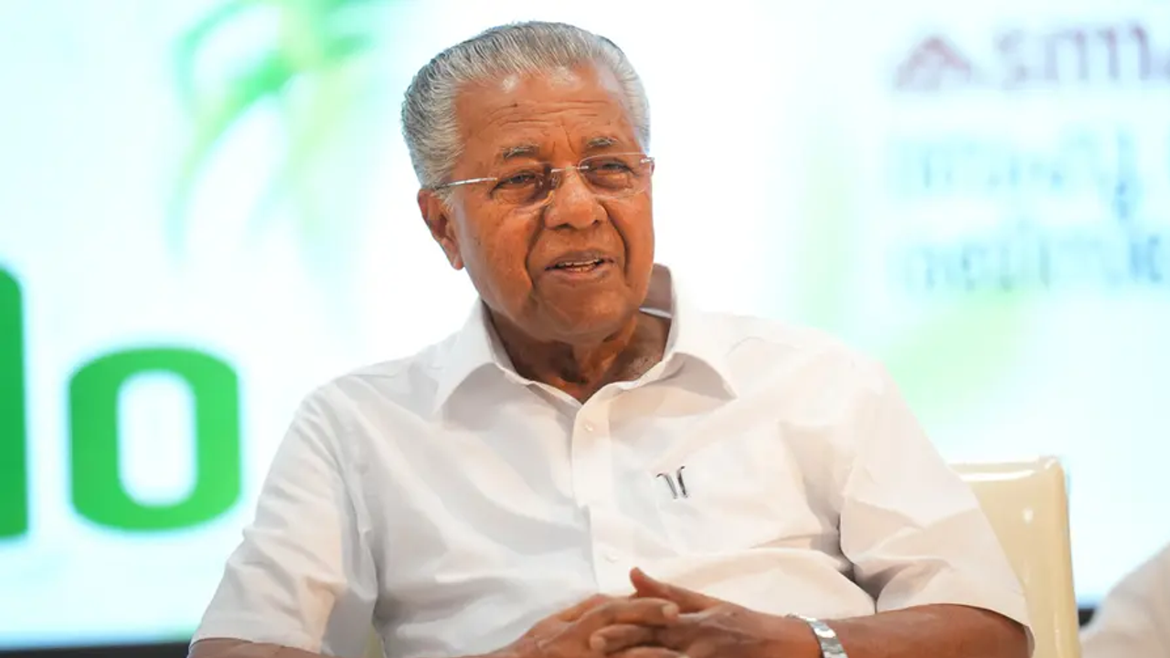 'വികസനത്തിന് ഇടവേളയുണ്ടാകരുത്' എന്നാണ് ജനങ്ങൾ ആഗ്രഹിക്കുന്നത്‌, വോട്ടർമാർ എൽഡിഎഫിന് ഒപ്പം: മുഖ്യമന്ത്രി 