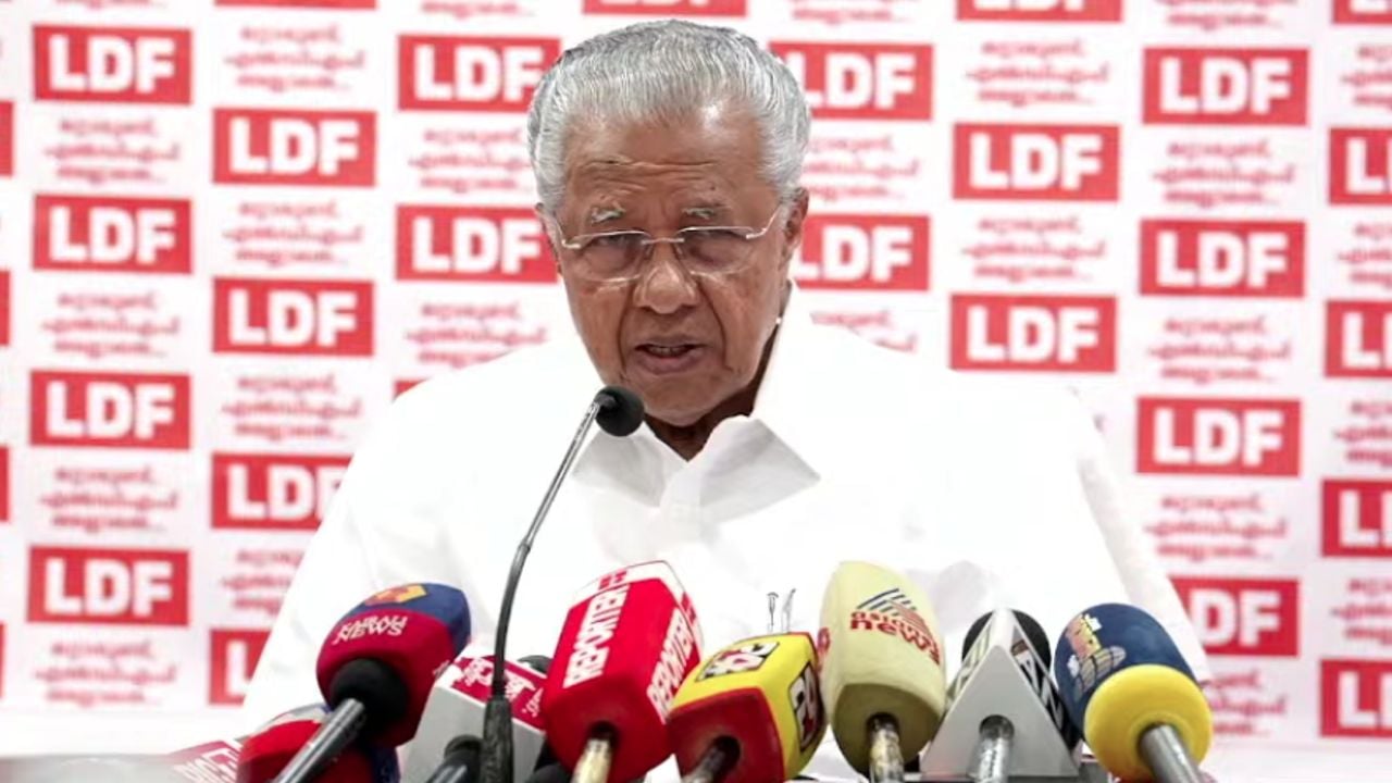 pinarayi vijayan press meet