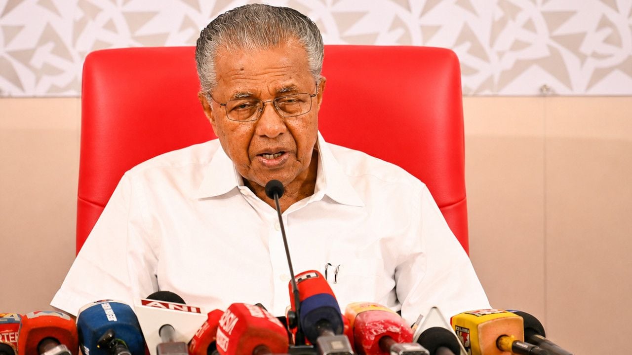 pinarayi vijayan press meet.jpg