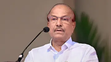  pk kunhalikutty