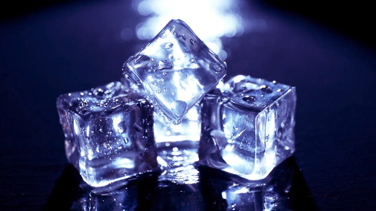 plastic ice