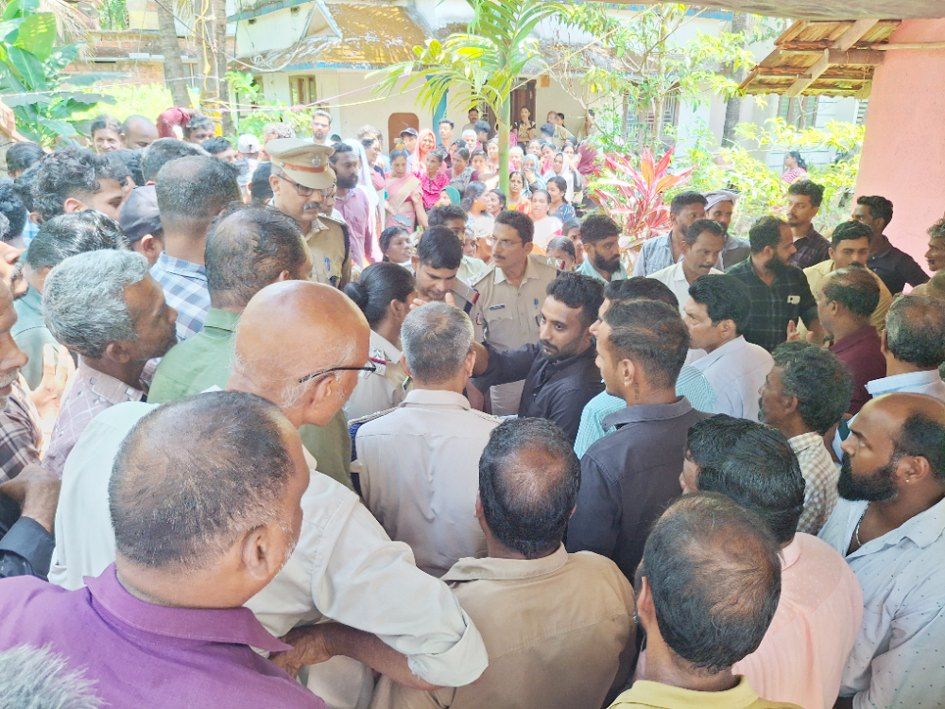 ഗിരീഷിന്റെ മൃതദേഹം എത്തിക്കുന്നതിനുമുമ്പ് പൊലീസുമായുണ്ടായ തർക്കം