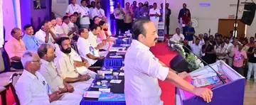 കേരള സ്റ്റേറ്റ് പൊലീസ് പെൻഷനേഴ്സ് വെൽഫെയർ അസോസിയേഷൻ സംസ്ഥാന സമ്മേളനം കൊല്ലത്ത് മുഖ്യമന്ത്രി  വിഡി സതീശൻ ഉദ്ഘാടനംചെയ്യുന്നു
