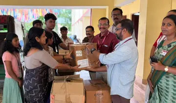 തിരുവല്ല താലൂക്ക് ആശുപത്രിയിൽ പരുമല ദേവസ്വം ബോർഡ് പമ്പ കോളേജ് എൻഎസ്എസ് യൂണിറ്റ് പൊതിച്ചോർ വിതരണംചെയ്യുന്നു