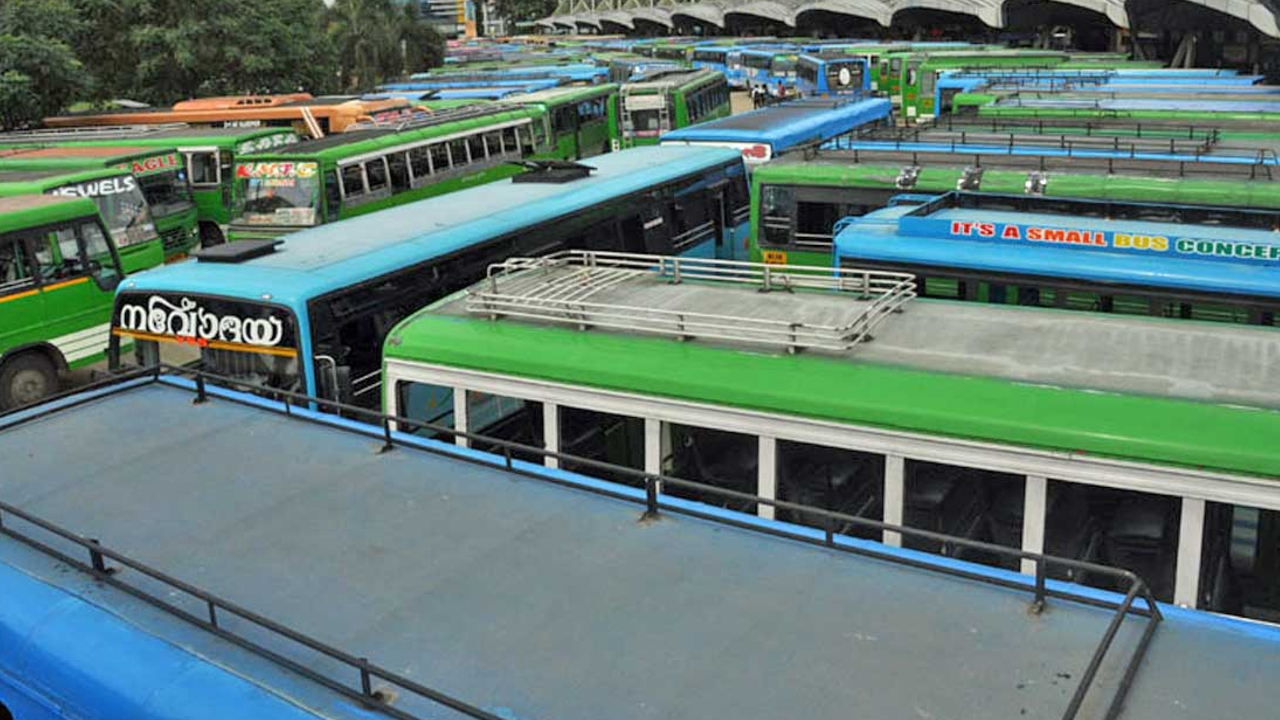 private Bus