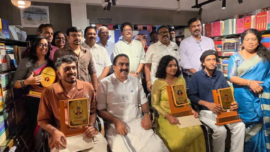 pro oommen puraskaram