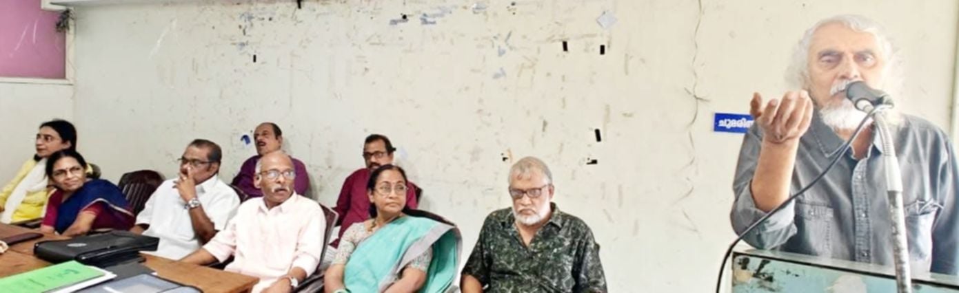 പുരോഗമന കലാ സാഹിത്യ സംഘം ജില്ലാ കൗൺസിൽ യോഗം കെ ഇ എൻ ഉദ്ഘാടനം ചെയ്യുന്നു