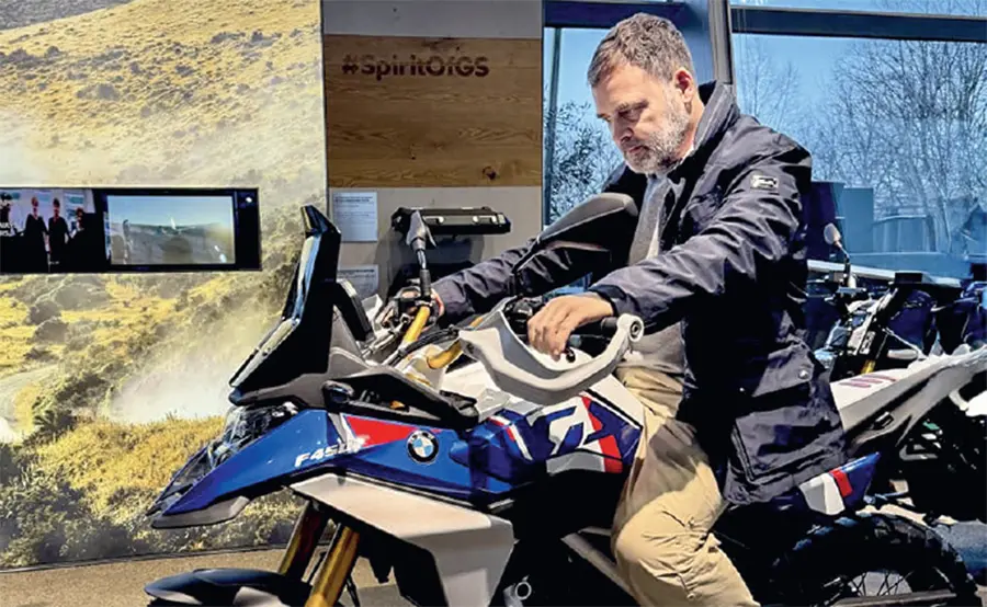rahul gandhi tour