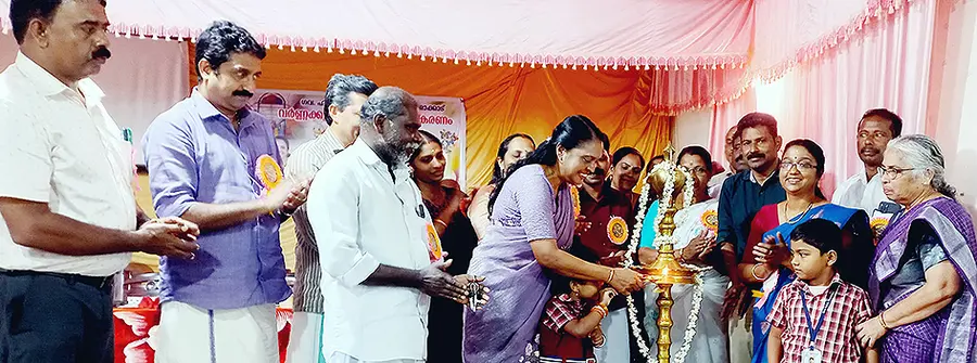 എം എം മണി എംഎൽഎ ഉദ്ഘാടനം ചെയ്യുന്നു
