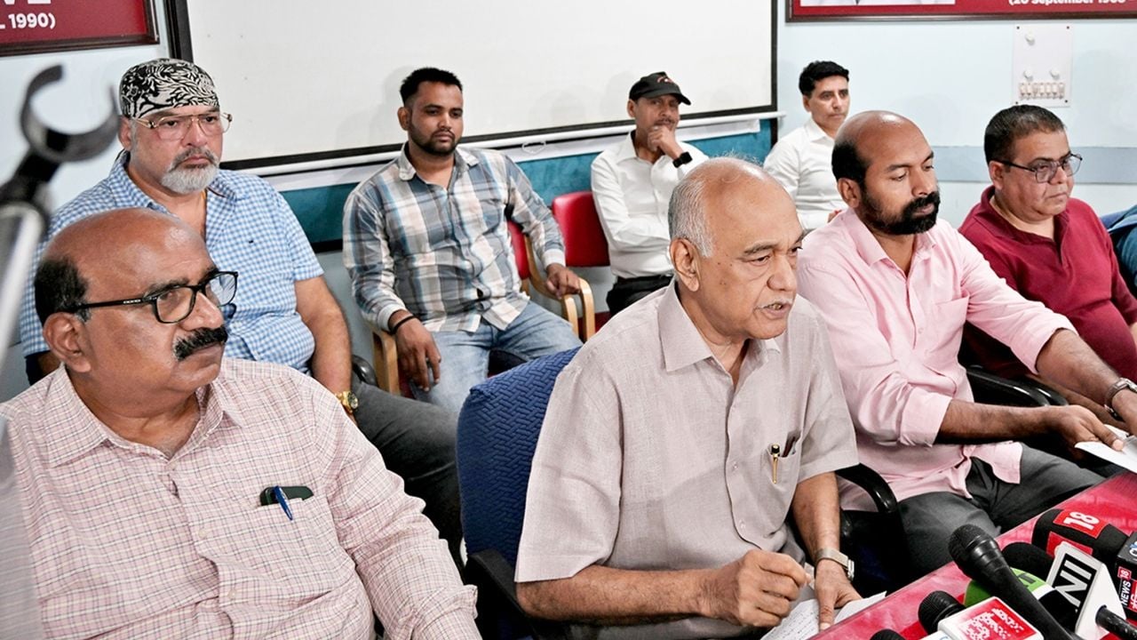 relatives of indian sailers killed by us  in hormuz