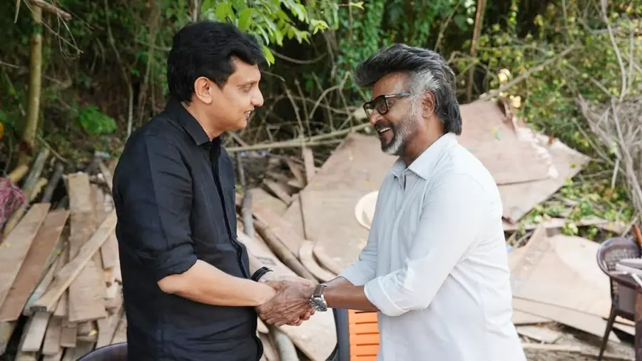 മന്ത്രി പി എ മുഹമ്മദ് റിയാസ് രജനീകാന്തിനെ സിനിമ സെറ്റിൽ
സന്ദർശിക്കുന്നു. മന്ത്രി സമൂഹമാധ്യമത്തിൽ പങ്കുവച്ച ചിത്രം