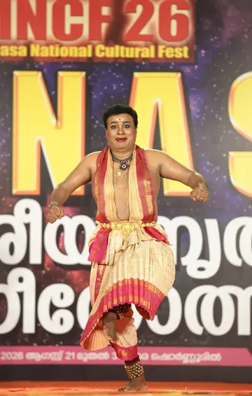 ആർ എൽ വി രാമകൃഷ്ണൻ കാവാട്ടം അവതരിപ്പിക്കുന്നു