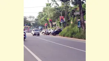 Dangerous curve poses a threat to vehicles