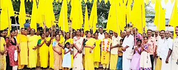 ശ്രീനാരായണഗുരു സമാധി ദിനാചരണത്തോടനുബന്ധിച്ച് ചേർത്തല നഗരത്തിൽ സംഘടിപ്പിച്ച മൗനജാഥയുടെ മുൻനിര