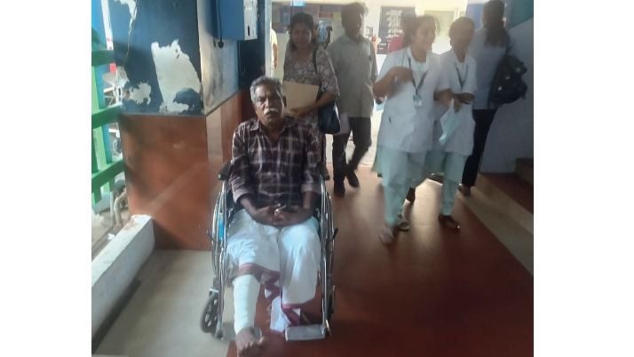 Passenger's leg seriously injured