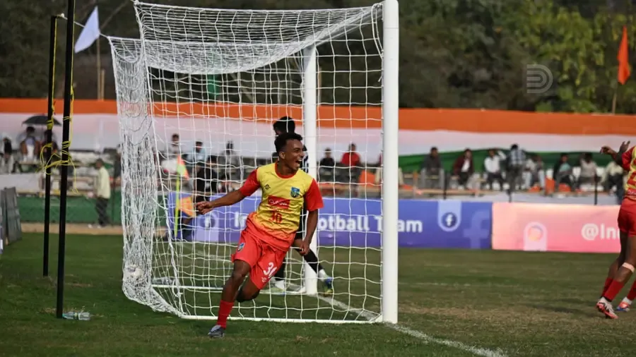 santosh trophy kerala.jpg