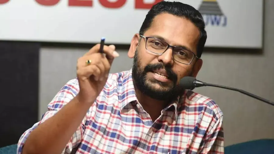 കെ കരുണാകരൻ സ്മാരകം: 16 വർഷമായിട്ടും നിർമ്മാണം നടന്നില്ല; കോൺഗ്രസിനെതിരെ പി സരിൻ