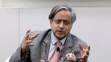 sashi tharoor