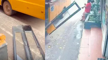  school bus door falls.jpg