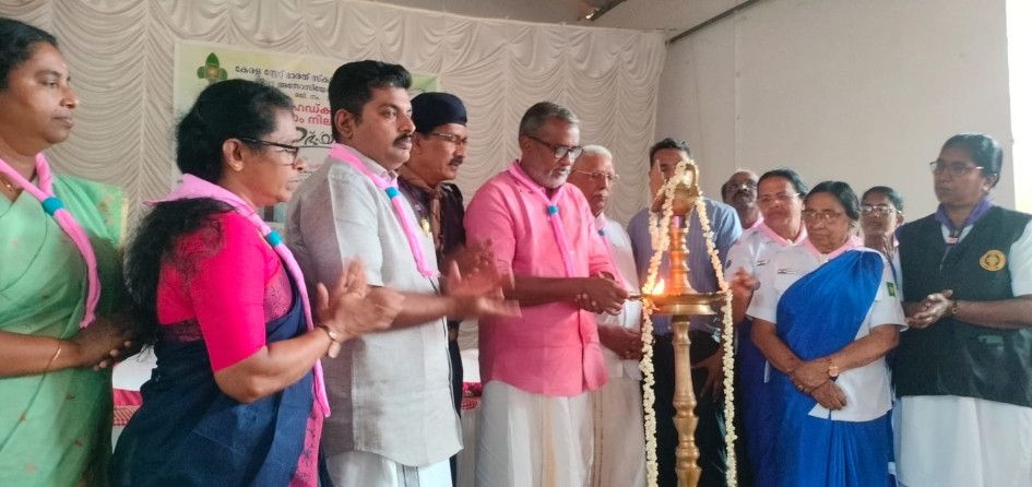 സ്‌ക‍ൗട്ട്‌സ്‌ ആൻഡ്‌ ഗൈഡ്‌ ചേർത്തല ജില്ലാ ആസ്ഥാനമന്ദിരം മന്ത്രി പി പ്രസാദ്‌ ഉദ്‌ഘാടനംചെയ്യുന്നു