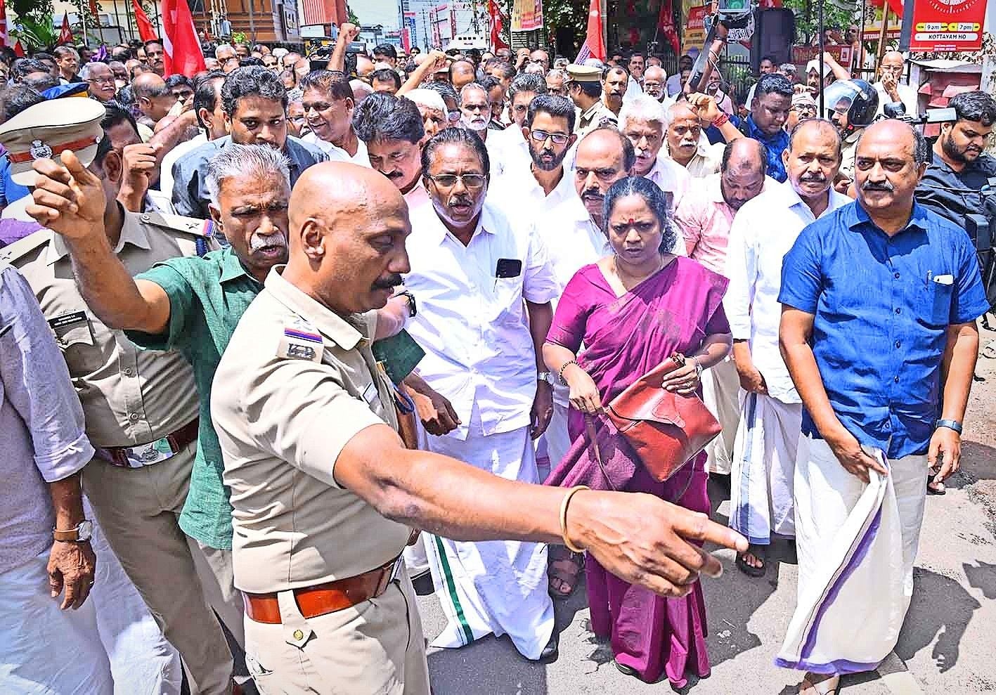 janavirudha nayangal