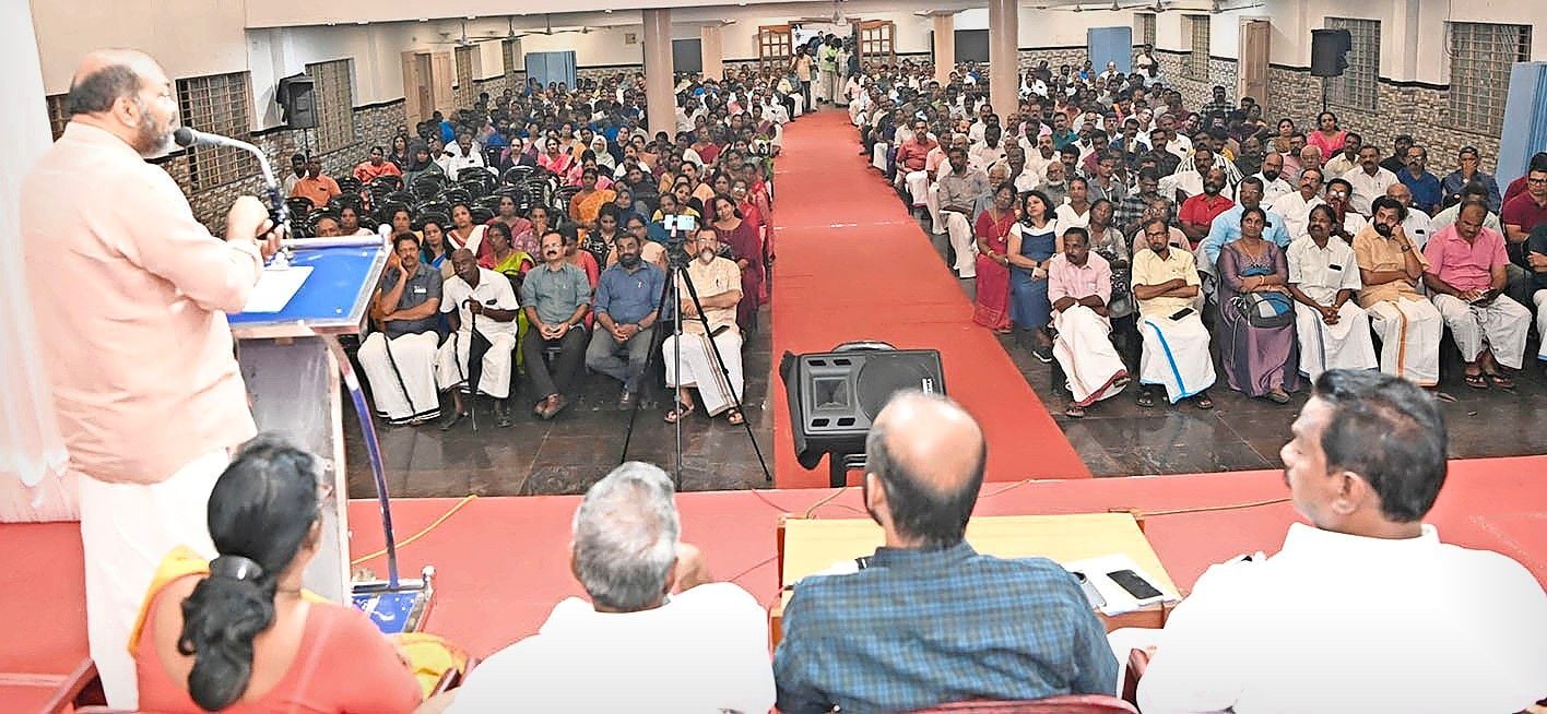 maadhyamangalude mooladhanapakshapaatham