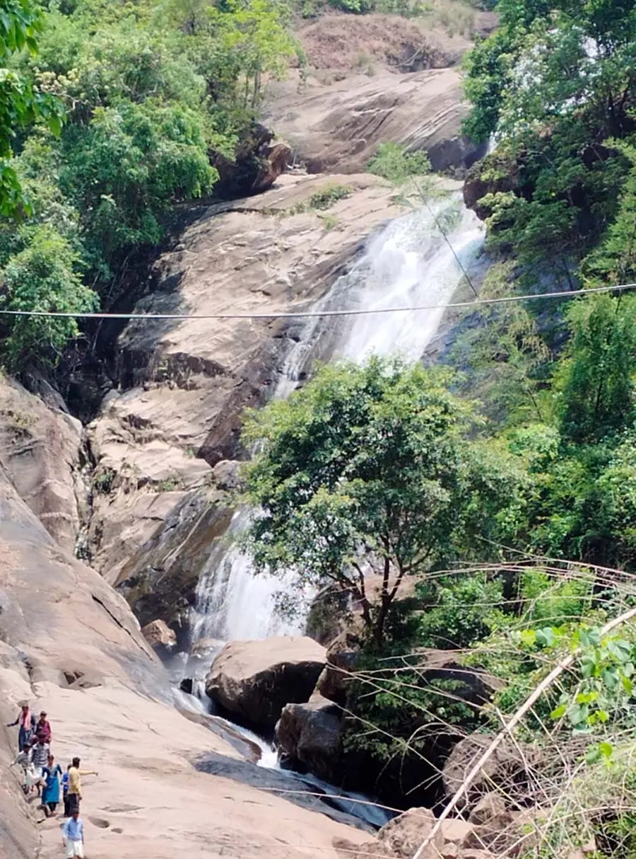 vellachaattam