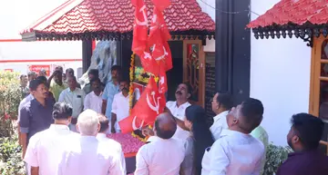 emsine vaividhyamaarnna paripaadikalode naadaembadum anusmarichu.