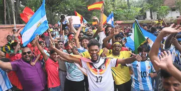 aadya visil muzhangi