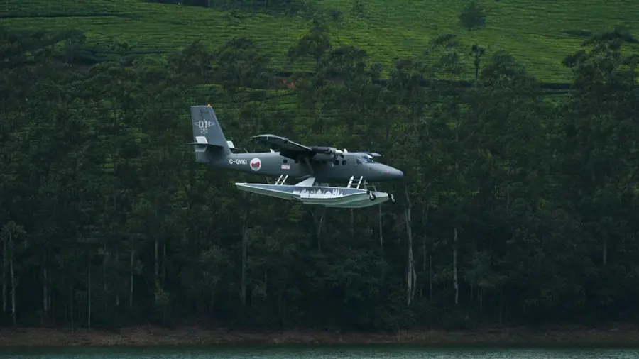 seaplane