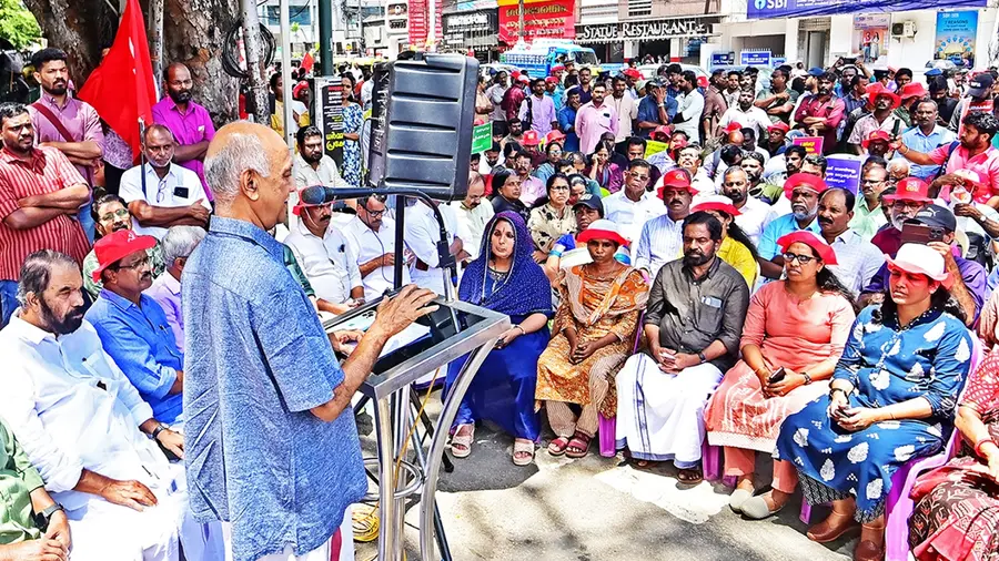 secretariat march workers