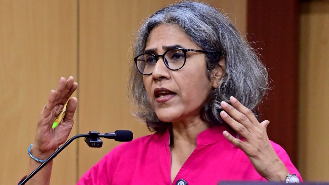 seema chishti