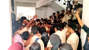എസ്എഫ്ഐയുടെ നേതൃത്വത്തിൽ വിദ്യാർഥികളുടെ പ്രതിഷേധം