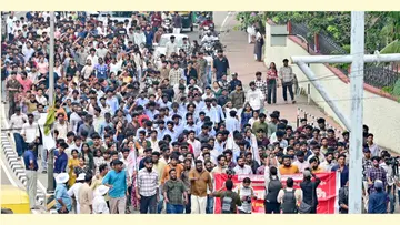 പൊലീസ് ഗുണ്ടായിസം അവസാനിപ്പിക്കണമെന്നാവശ്യപ്പെട്ട് എസ്എഫ്ഐ സംഘടിപ്പിച്ച കന്റോൺമെന്റ് പൊലീസ് സ്റ്റേഷൻ മാർച്ച് 