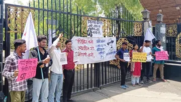sfi protest Barkatullah University