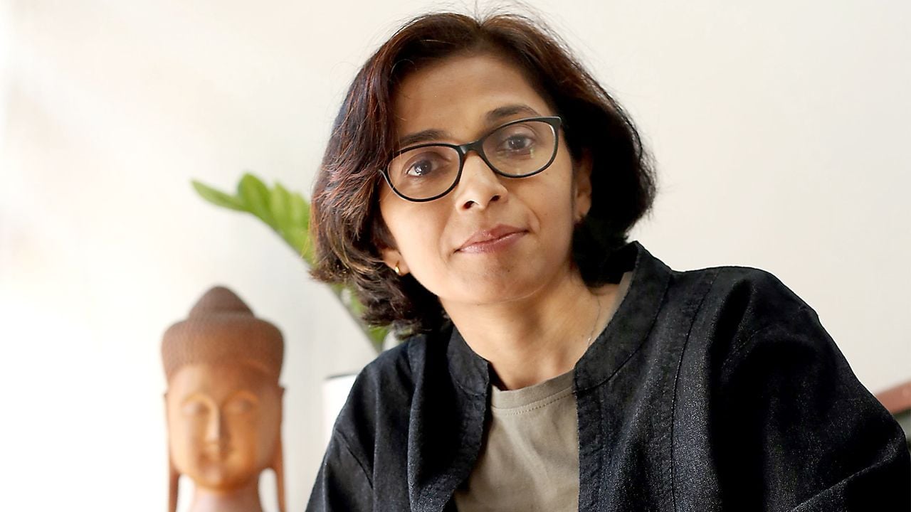 shahina e k