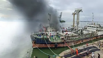 Barge
