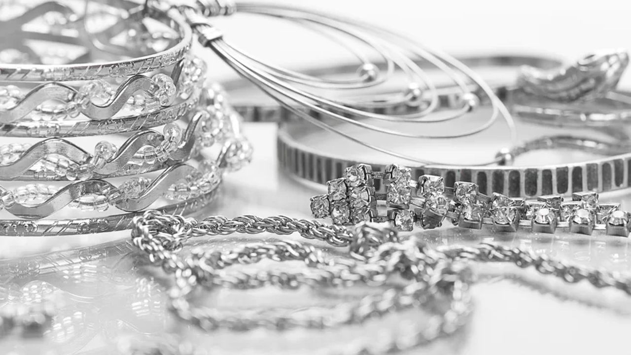 silver ornaments.jpg