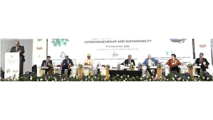 സിംപോസിയം ഐസിഎആർ  ഡെപ്യൂട്ടി ഡയറക്‌ടർ ജനറൽ   ഡോ. സഞ്ജയ് കുമാർ സിങ്‌ ഉദ്‌ഘാടനം ചെയ്യുന്നു