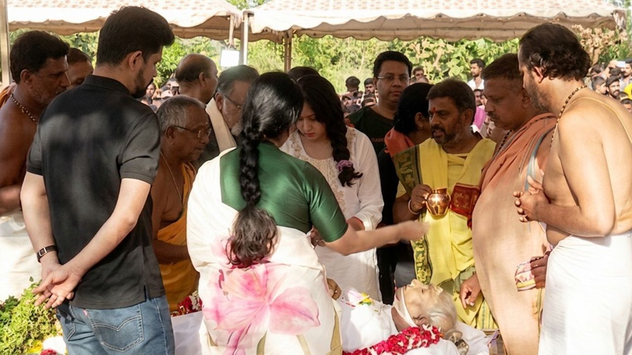 s janaki vida