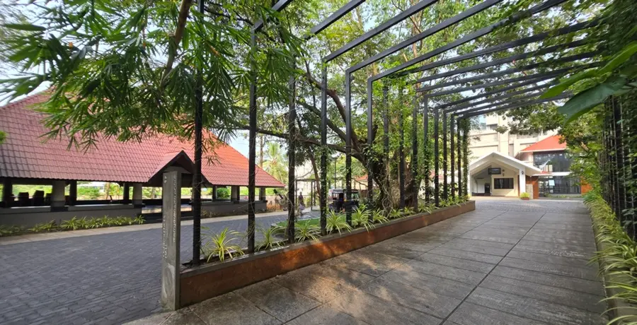 മാവൂർ റോഡിലെ നവീകരിച്ച സ്മൃതിപഥം ശ്മശാനം