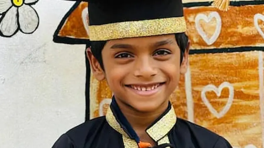 snake bite student died