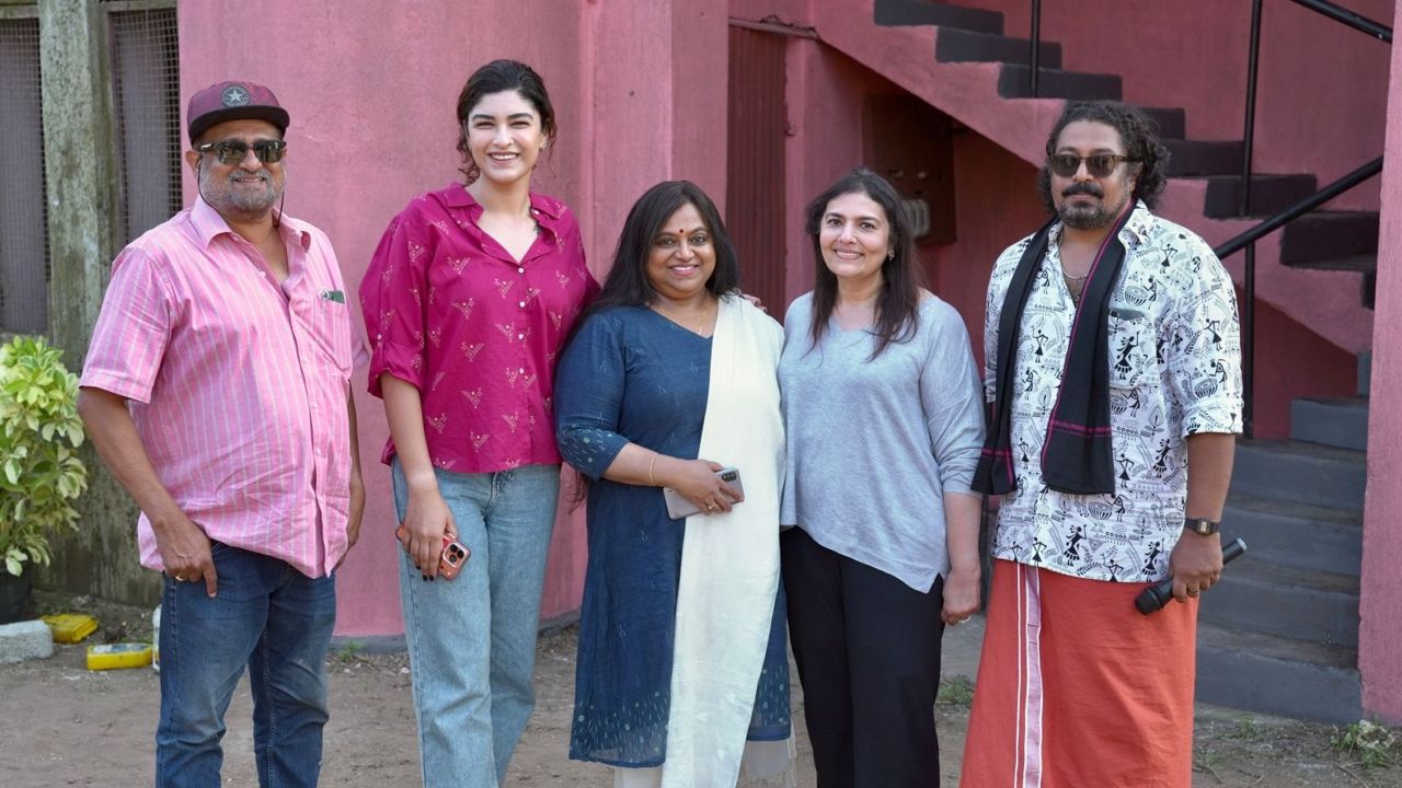 suchithra mohanlal visits arambham sets