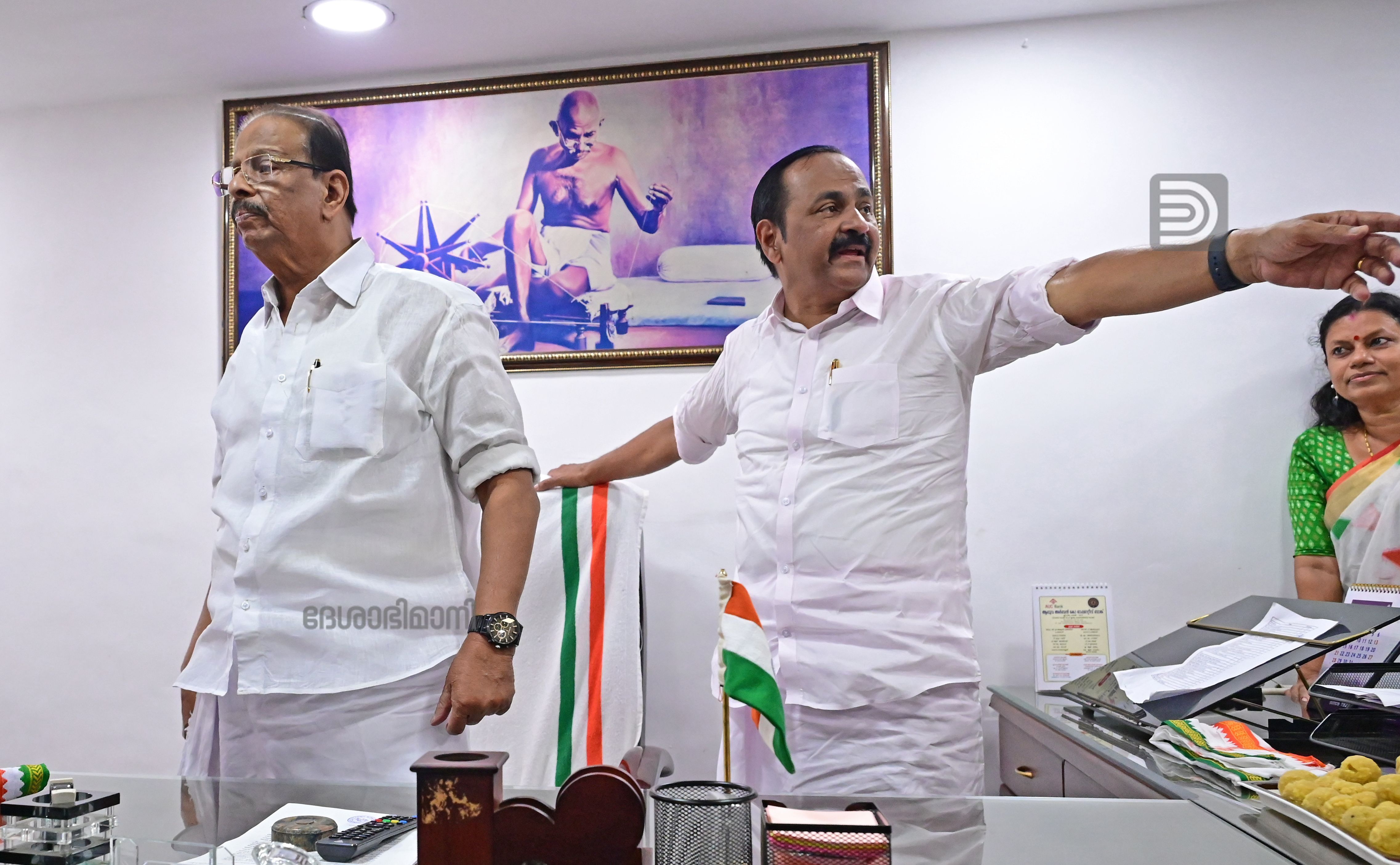 sudhakaran and satheeshan.jpg